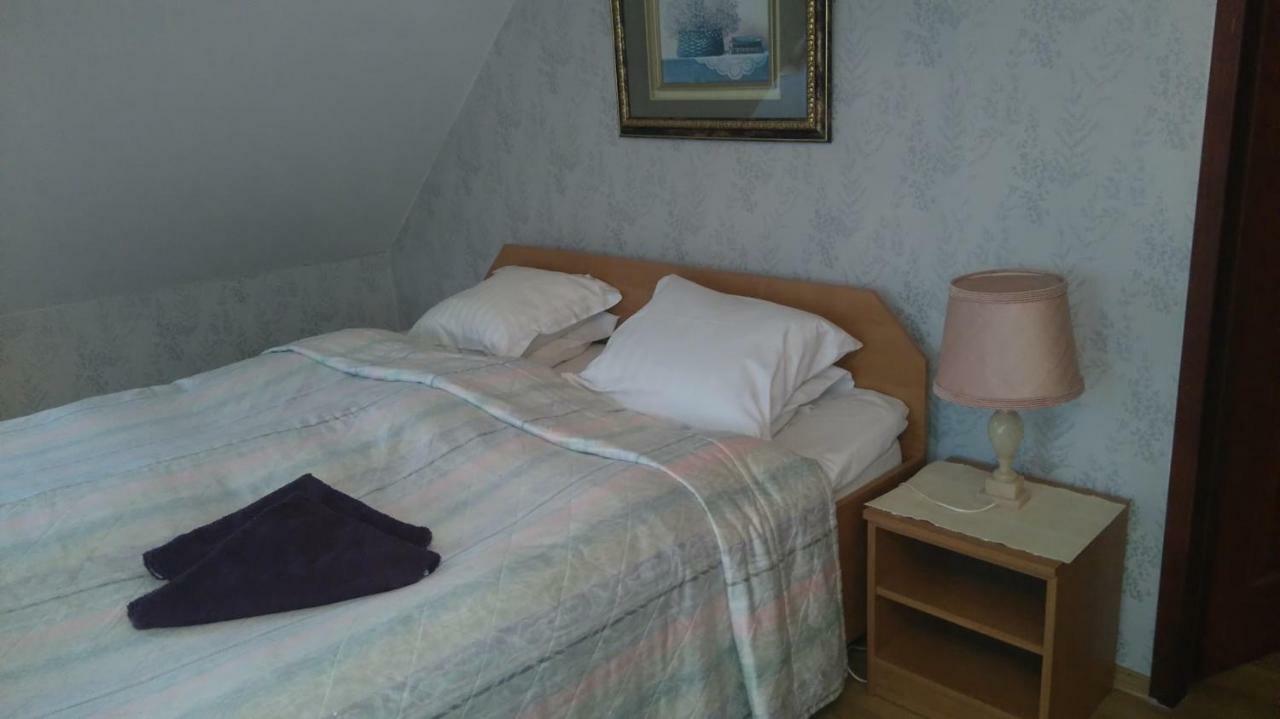 Gosciniec Ella Inn Lipniki Lipniki  Экстерьер фото